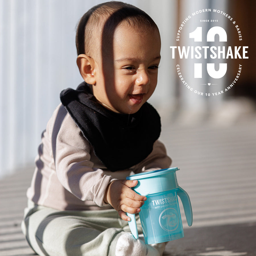 Twistshake 360 Cup Mess Free Drinking