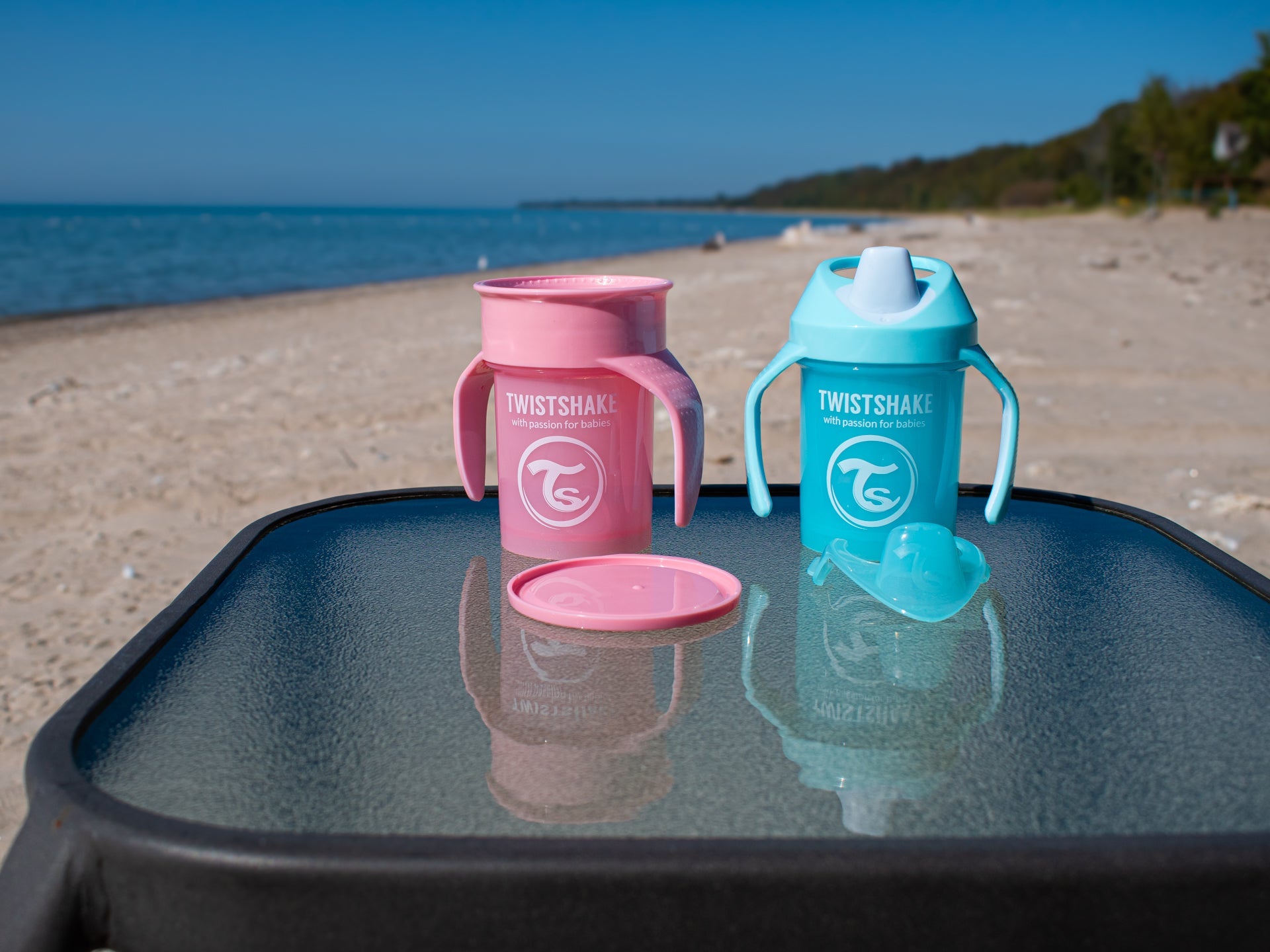 Twistshake 360 Cup Mess Free Drinking - Twistshakeshop